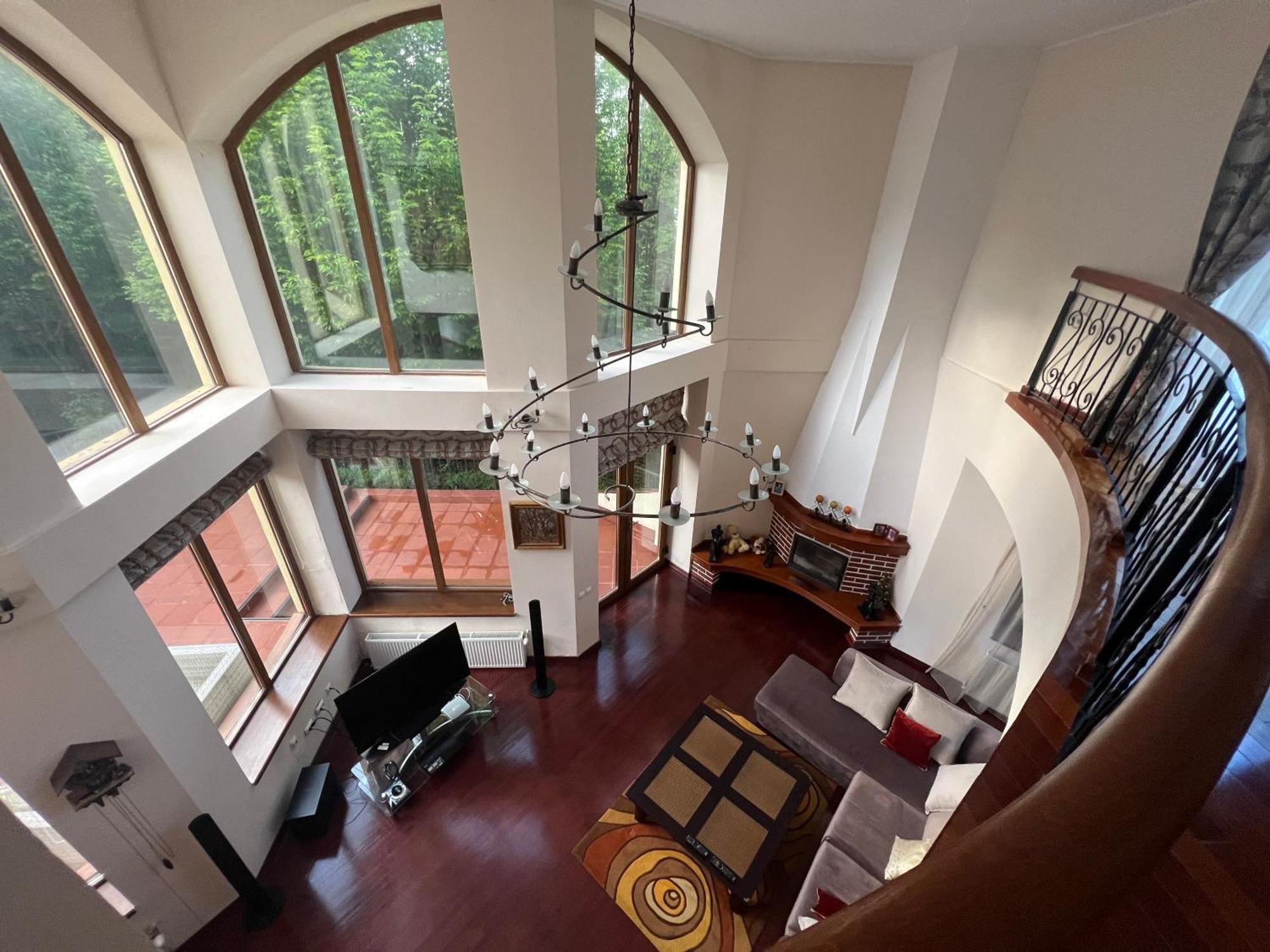 Wine Cellar Villa With Beautiful Garden In Sinaia - Busteni Poiana Tapului エクステリア 写真
