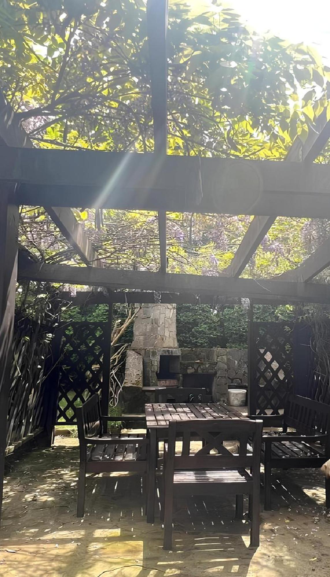 Wine Cellar Villa With Beautiful Garden In Sinaia - Busteni Poiana Tapului エクステリア 写真