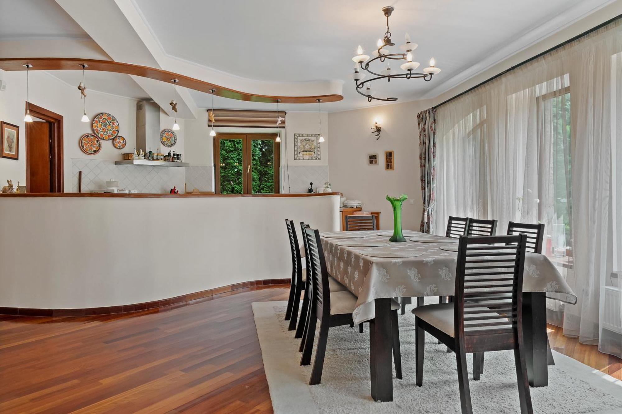 Wine Cellar Villa With Beautiful Garden In Sinaia - Busteni Poiana Tapului エクステリア 写真